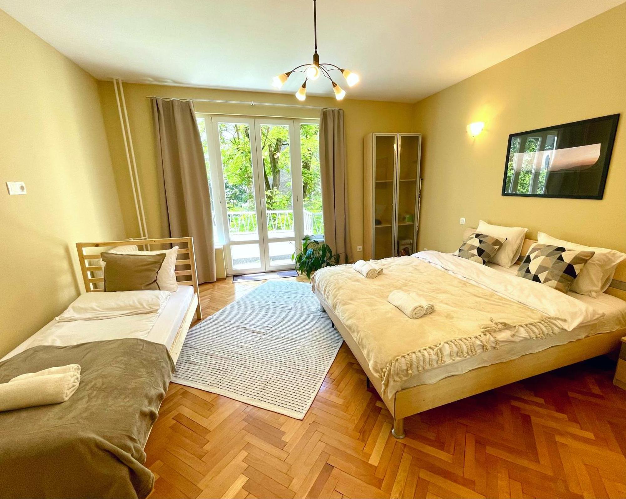 Bohemian Bright & Calm 2Br - Top Center - Private Balcony Sofia Exterior foto